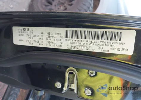 2015 Ram 1500 Rebel из США, поврежденный, VIN 1C6RR7YT5FS785785